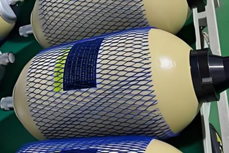 蓄能器是否可以作為臨時(shí)的儲(chǔ)能裝置？圖2